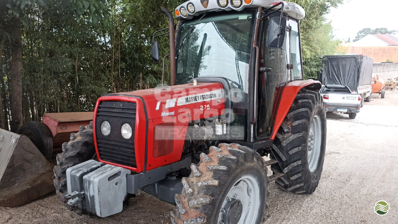 TRATOR MASSEY FERGUSON MF 275 Tração 4x4 Campo Largo Tratores CAMPO LARGO PARANÁ PR